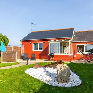 https://maison-superbe-vue-mer-200m-de-la-plage.inbrittany.com