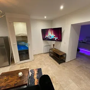 Appartement Le Insolite De, Malaucène